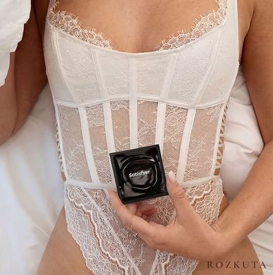 Набір презервативів Satisfyer Premium Condoms L (56 мм) 100 шт SX3268 фото